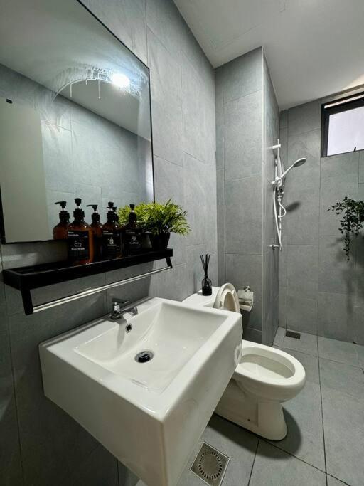 Apartemen Pavklcctrxvelo ,mrtlrt ,13pax ,4r2b ,free Klccpavtrxvelocity X Mrtlrt X 13pax X 4r2b X Free 4cpark *