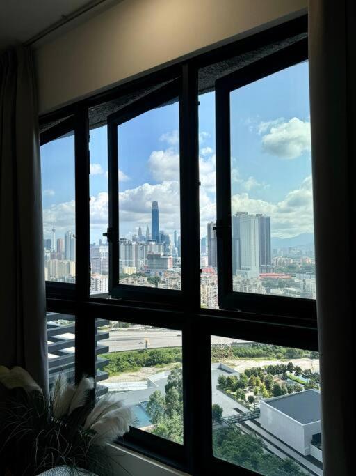 Pavklcctrxvelo ,mrtlrt ,13pax ,4r2b ,free Klccpavtrxvelocity X Mrtlrt X 13pax X 4r2b X Free 4cpark Apartment *