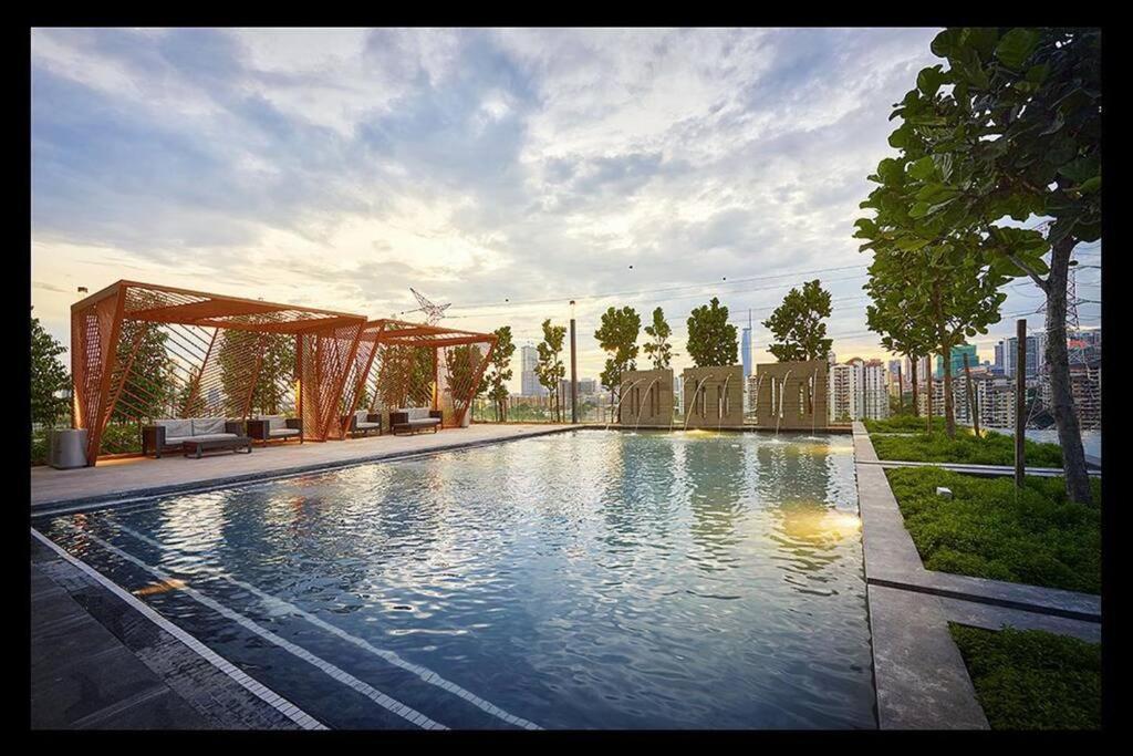 Pavklcctrxvelo ,mrtlrt ,13pax ,4r2b ,free Klccpavtrxvelocity X Mrtlrt X 13pax X 4r2b X Free 4cpark Apartment *